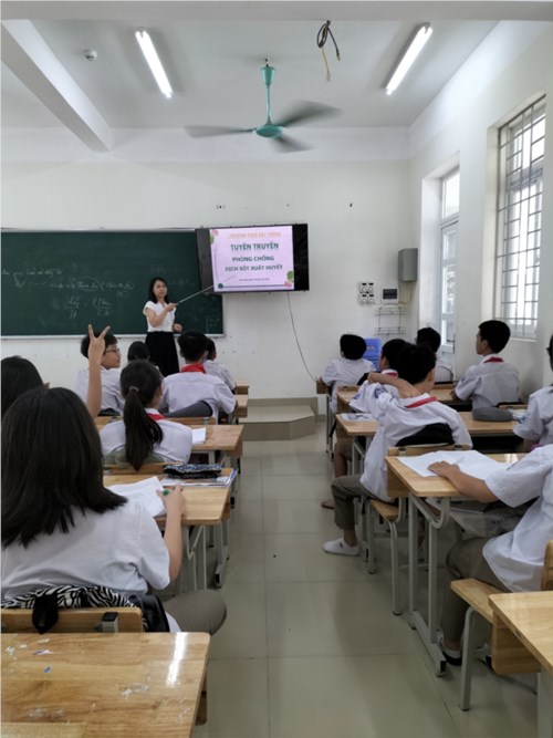 Trường THCS Bát Tràng tổ chức tuyên truyền phòng chống dịch bệnh SXH 
